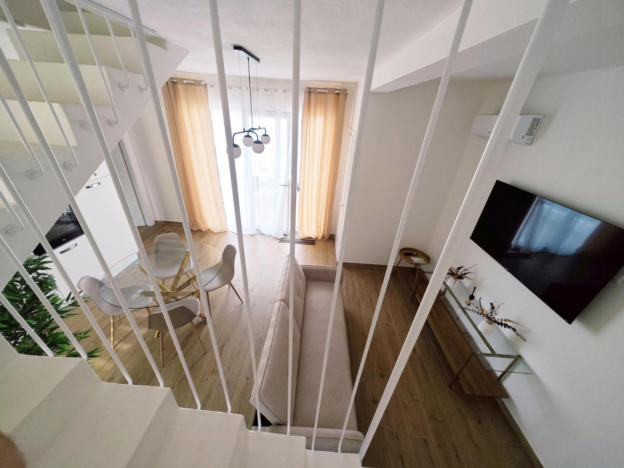 Ikebana Villa Porto Pino